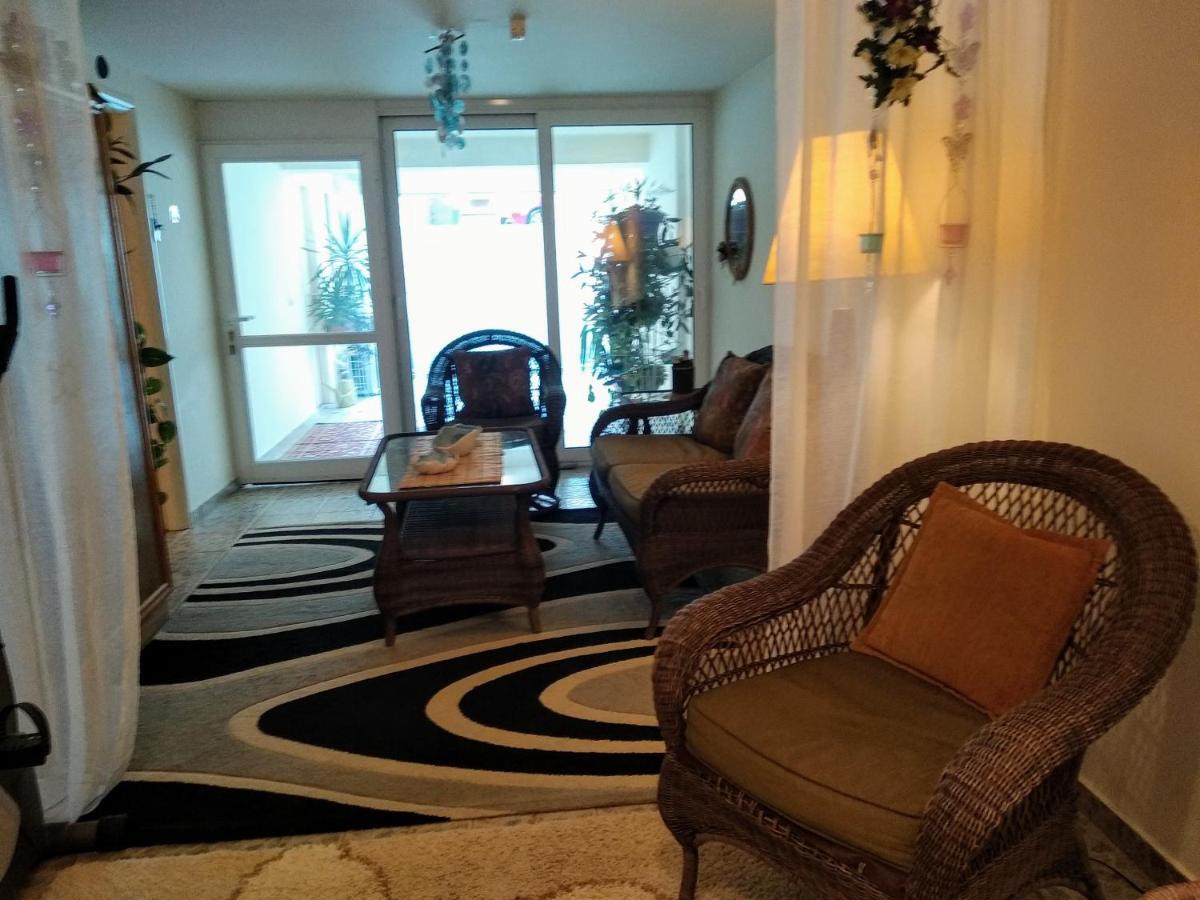 Wonderful Playroom Apartment Атина Екстериор снимка
